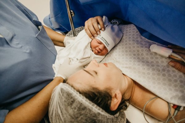Die optimale Pflege nach einem Kaiserschnitt: Tipps für eine schnelle Genesung - Die optimale Pflege nach einem Kaiserschnitt: Tipps für eine schnelle Genesung