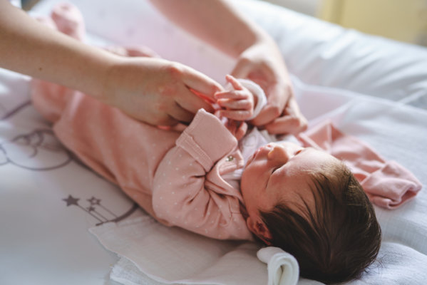 Kleidung für die Kleinsten: Tipps für die richtige Wahl der Babykleidung - Die perfekte Babykleidung auswählen: Tipps für bequeme, passende und stylische Outfits