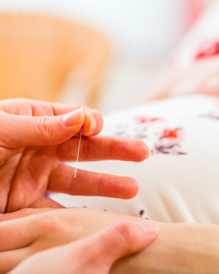Geburtsvorbereitende Akupunktur – alle Fragen im Überblick - Geburtsvorbereitende Akupunktur – alle Fragen im Überblick